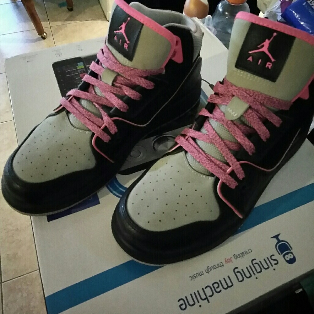 JORDAN'S